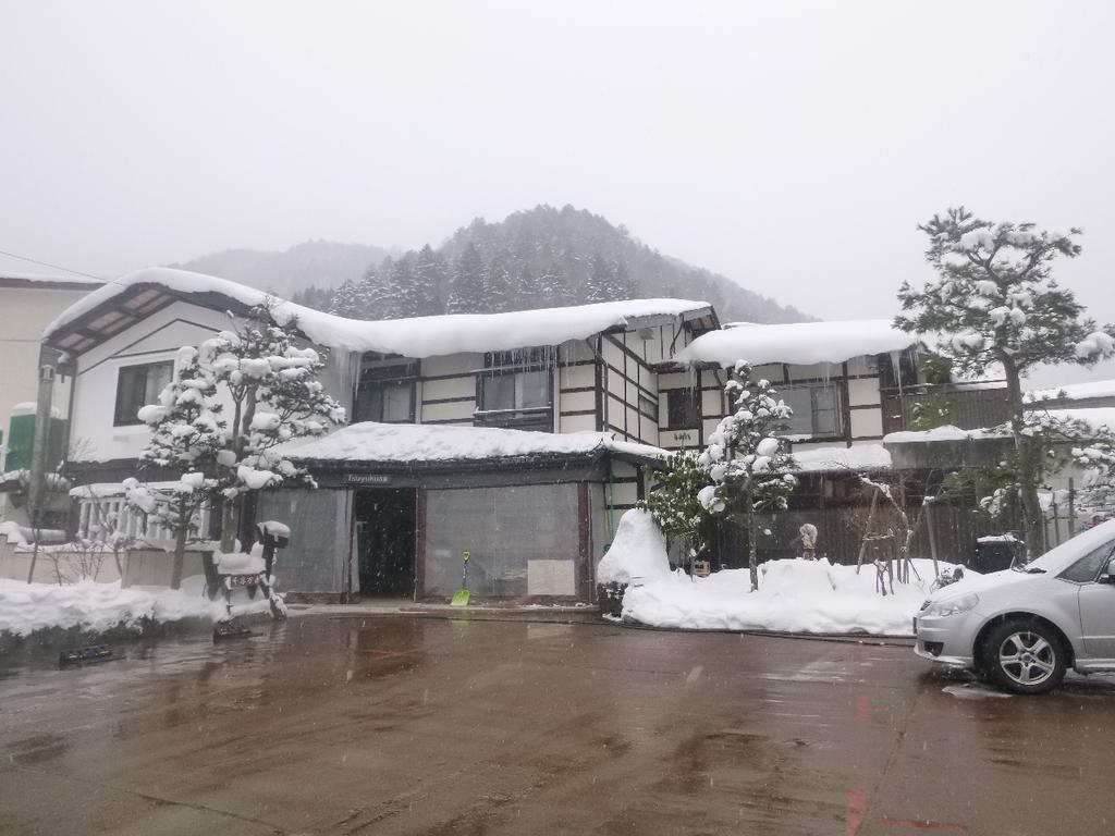 Tsuyukusa Takayama  Bagian luar foto