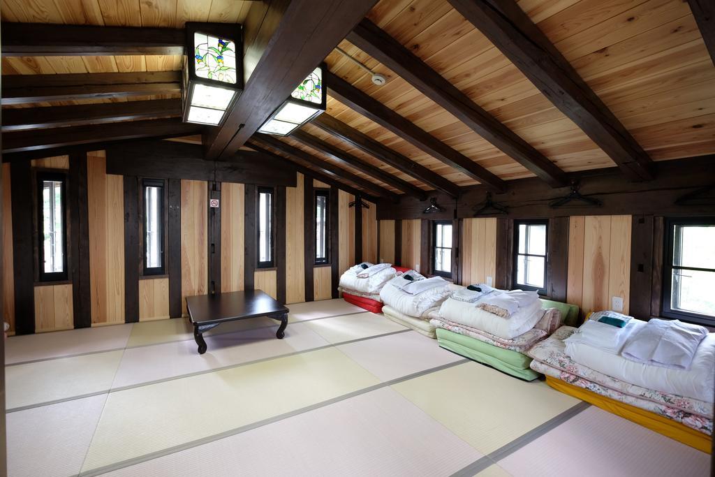 Tsuyukusa Takayama  Bagian luar foto
