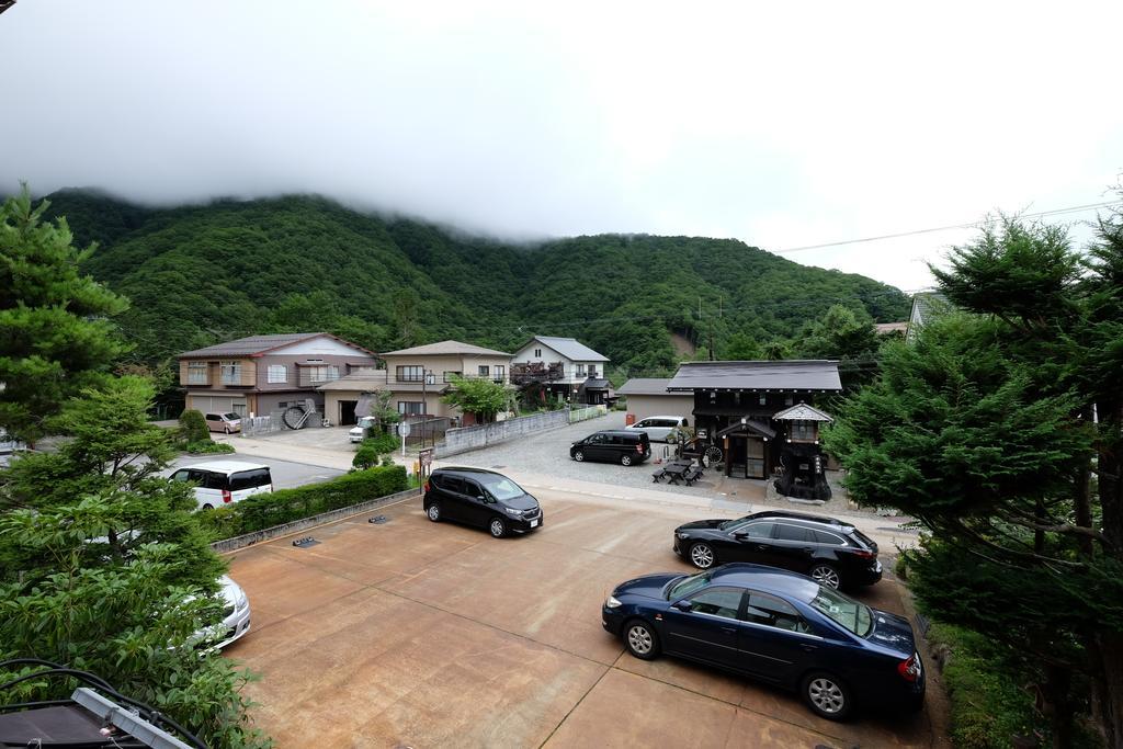 Tsuyukusa Takayama  Bagian luar foto