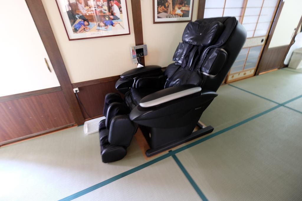Tsuyukusa Takayama  Bagian luar foto